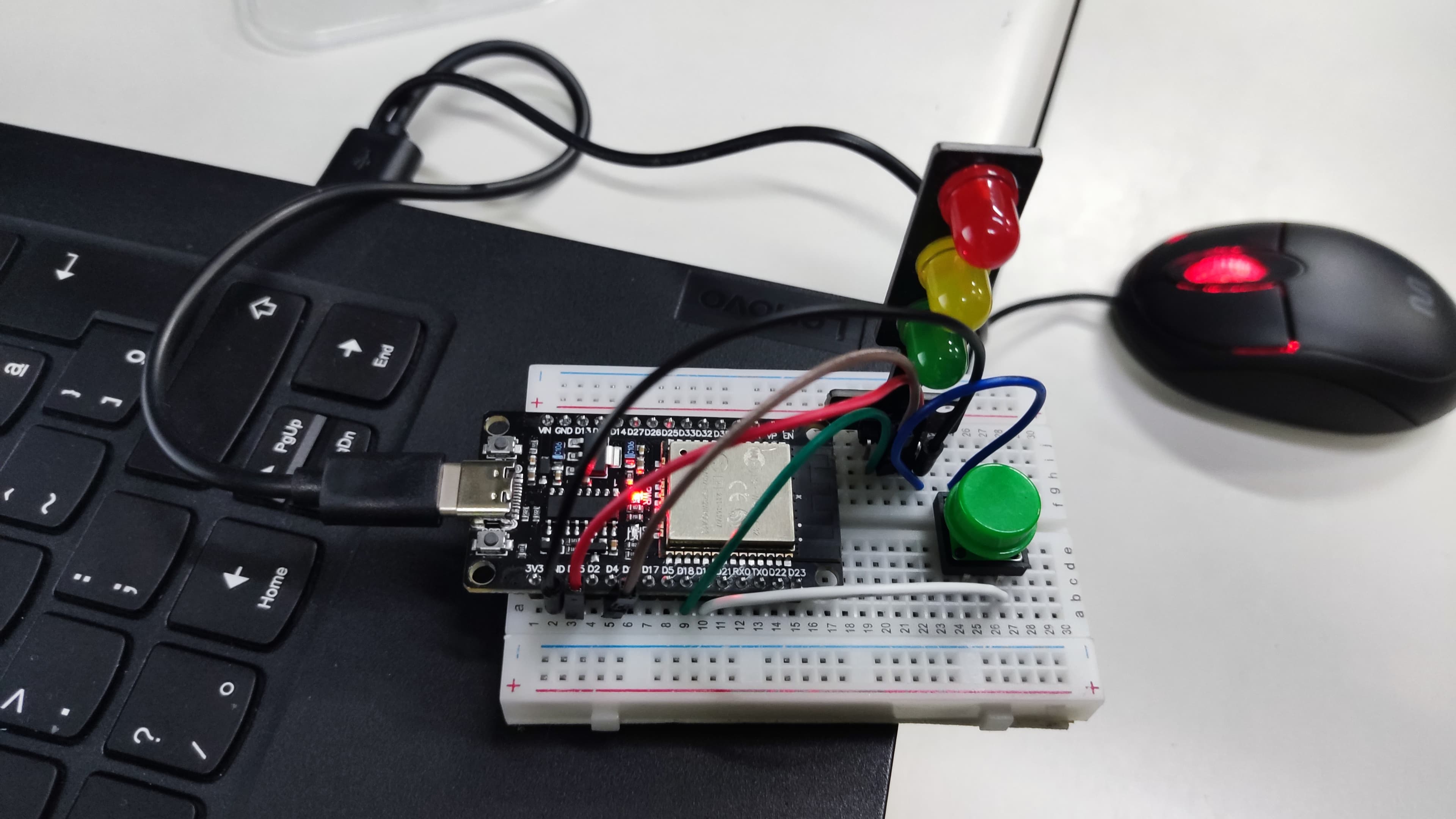 Introdução à Eletrônica e Programação